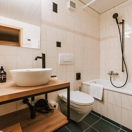 Hotel Fiescherblick *